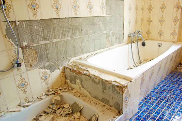 Bathtub Demolition in Camas